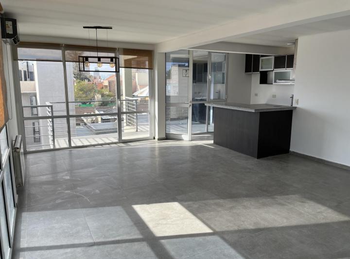 Departamento · 85m² · 2 Ambientes · 2 Cocheras