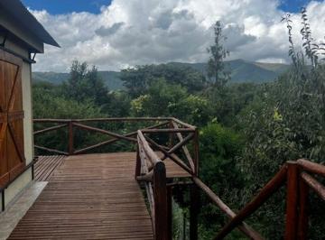 Casa de 3 ambientes, Valle Hermoso · Cabaña con Vista a Las Sierras.