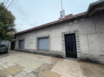 Casa · 120m² · 4 Ambientes · Casa en Villa Lynch
