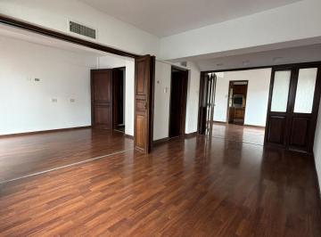 Departamento · 130m² · 5 Ambientes · Departamento en Macrocentro