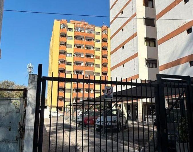 Departamento · 1m² · 4 Ambientes · 1 Cochera