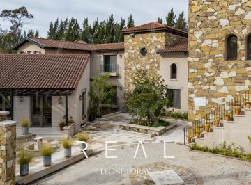 Casa · 882m² · 10 Ambientes · 3 Cocheras · Casa en Venta Saint Thomas Este Oeste, Canning, Villa Italiana, 4 Suites, Piscina y Cava