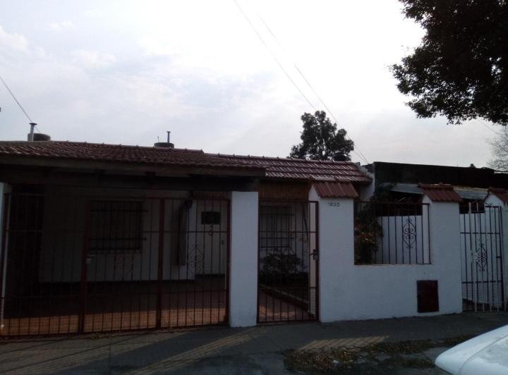 Casa · 83m² · 3 Ambientes · 1 Cochera