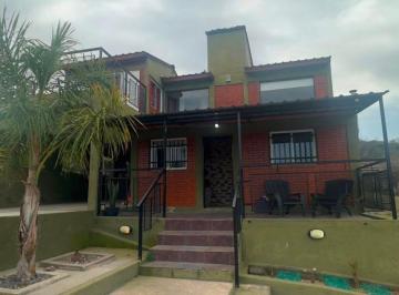 Casa de 4 ambientes, Villa Carlos Paz · Casa Villa Ernestina