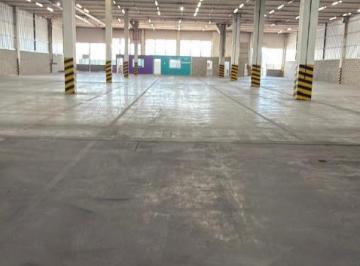 Depósito · 2315m² · 1 Ambiente · 4 Cocheras · Depósito 2.243 m² en Alquiler en Predio Cerrado Av Balbin San Martin Seguridad 24hs