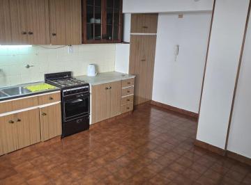 Departamento de 4 ambientes, Rosario · Dueña Alquila Depto. Excelente E Impecable