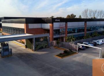 Bodega-Galpón de 2 ambientes, Vicente López · Galpón en Alquiler de 3290 m² Ubicado en Carapachay