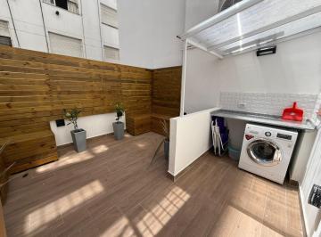 Departamento · 44m² · 2 Ambientes · Alquiler 2 Ambientes Totalmente Reciclado a Nuevo con Patio/terraza