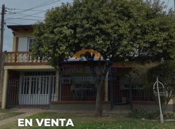 Casa · 250m² · 6 Ambientes · 1 Cochera · ¡Casa en Venta en Santo Tome!
