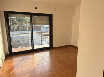 Departamento · 36m² · 2 Ambientes · Venta - Departamento Dos Ambientes - Caseros Centro - Excelente Oportunidad - Apto Profesional