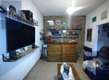 PH · 95m² · 5 Ambientes · PH, 4 Ambientes, Venta, Lanus, Terraza, Playroom, Terraza