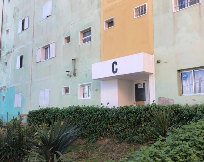 Departamento · 90m² · 5 Ambientes · 1 Cochera