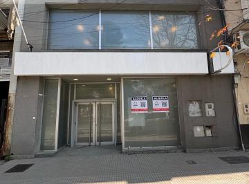 Local comercial · 375m² · 6 Ambientes · Importante Local