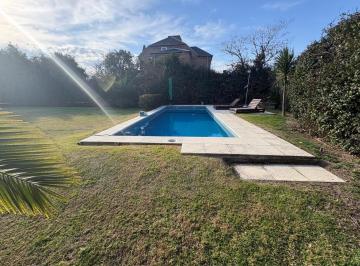 Casa · 325m² · 6 Ambientes · Casa en Venta en Santa Barbara, Tigre, G. B. a. Zona Norte