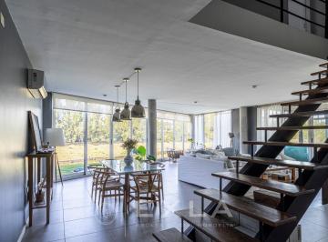 Departamento · 194m² · 4 Ambientes · 1 Cochera · Venta Dúplex Al Lago - La Mansa - Islas del Golf, Nordelta