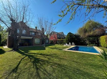 Casa · 222m² · 6 Ambientes · 1 Cochera · Casa en Venta en La Delfina, Pilar, G. B. a. Zona Norte