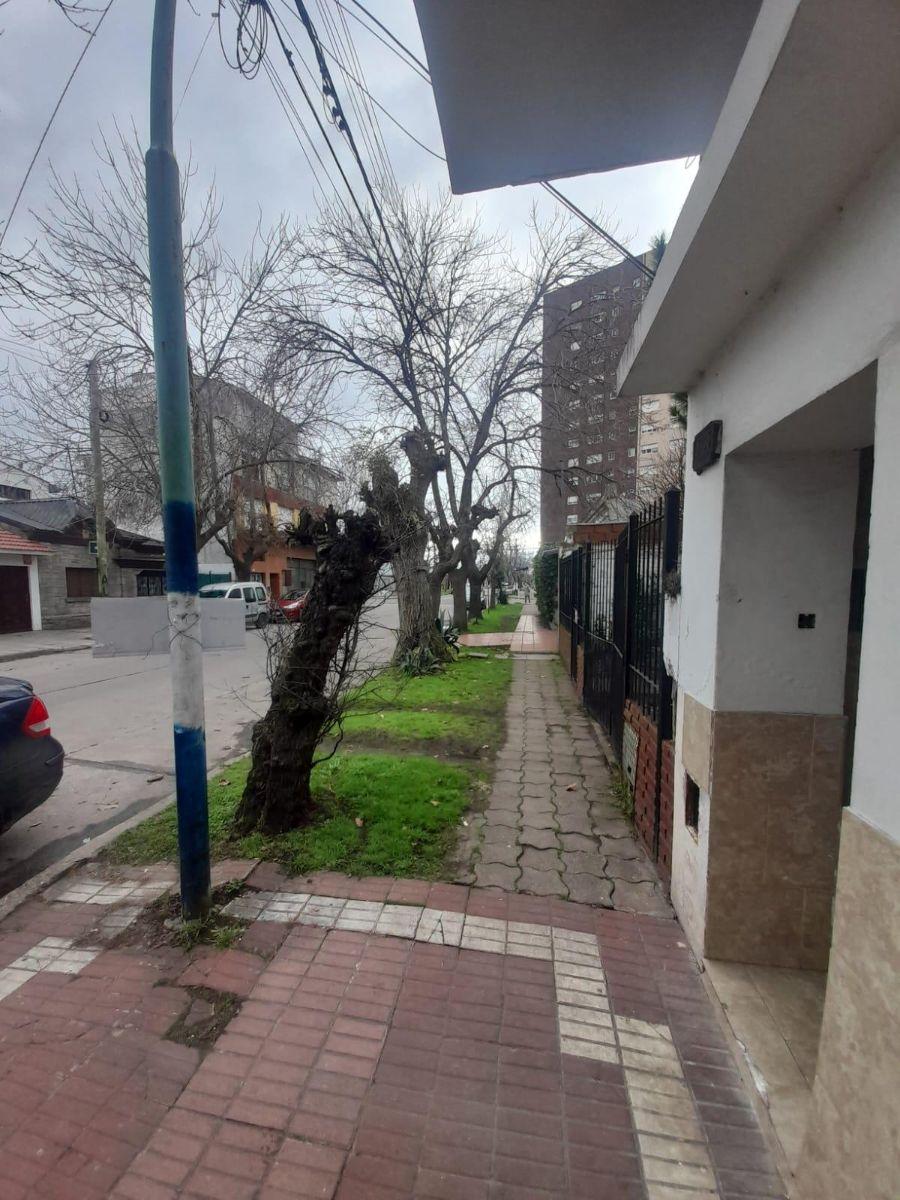 PH 2 amb, 31m² con patio y parrilla – Estación Norte
