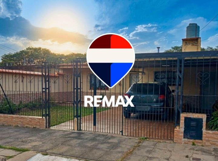 Casa · 77m² · 4 Ambientes · 1 Cochera