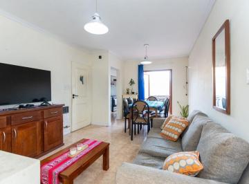 PH · 40m² · 3 Ambientes · Interno de un Dormitorio con Patio Seco