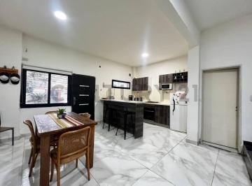 PH · 85m² · 4 Ambientes · PH Venta 4 Ambientes El Palomar