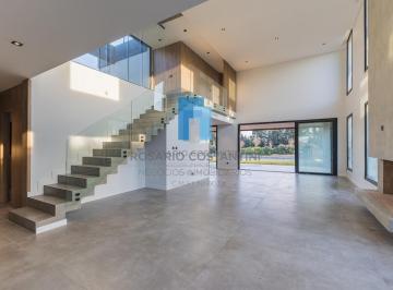 Casa · 841m² · 7 Ambientes · 5 Cocheras · Casa en Venta en Los Puentes, Nordelta