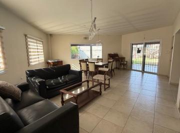 Foto · Venta Casa Jardines del Jockey 4 Dorm. Pileta Cochera 4 Autos