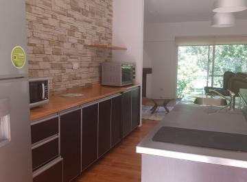 Casa de 4 ambientes, Raco · Casa Amoblada en Zona de Montaña