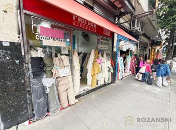 Local comercial · 30m² · Venta Local a La Calle en Once. Lavalle Entre Azcuénaga y Larrea.