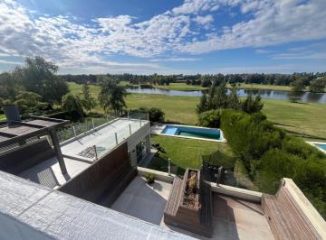 Casa · 278m² · 4 Ambientes · 6 Cocheras · Casa en Venta Barrio San Isidro Labrador Villanueva