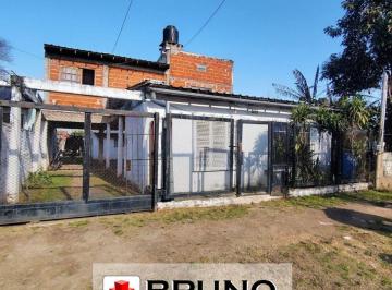 Casa de 5 ambientes, Merlo · Venta de 3 Casas en Merlo, Gran Inversion Multifamiliar