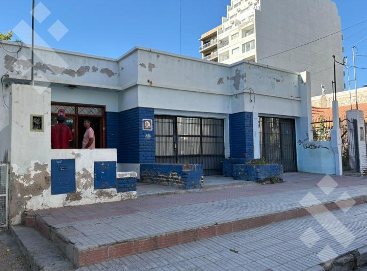 Terreno · 183m²