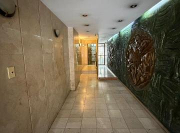 Departamento de 4 ambientes, Caballito · Para No Perder 4 Amb a Nuevo Oprtunidad! a Frente con Balcon