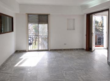 PH · 155m² · 4 Ambientes · PH en San Isidro