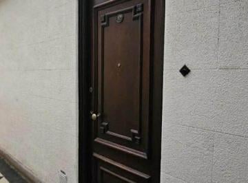 PH de 3 ambientes, Barrio Norte · Córdoba 1600 Entre R. Peña y Montevideo, Barrio Norte. Planta Baja. PH Bajas Exp. 52 m². 3 Amb Patio
