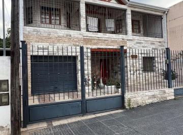 Casa de 9 ambientes, Alta Gracia · Vendo Casa de 3 Dorm con Pileta en Barrio Pellegrini Apta Credito