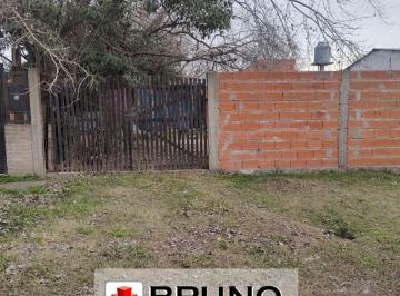 Casa de 2 ambientes, Merlo · Venta de Casa a Refaccionar en Mariano Acosta