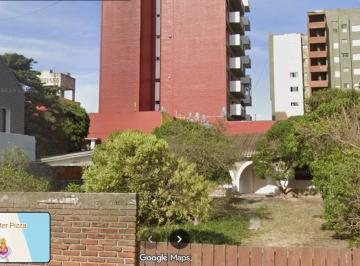 Terreno de 1 ambiente, San Clemente del Tuyú · Antigua Casa Colonial Frente Al Mar Sobre Lote Excepcional de 400 m²