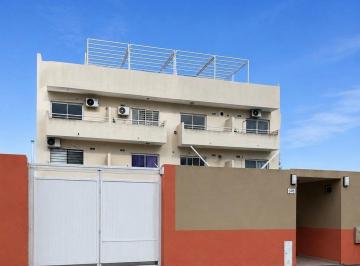 Departamento de 2 ambientes, Quilmes · Departamento 2 Ambientes, con Cochera, Patio y Parrilla, Quilmes Este.