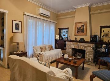 Casa de 6 ambientes, San Isidro · Casa con 5 Dorm. en Venta en Martínez. Bellísima. Viviana Spizuoco Br