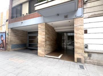 Departamento · 53m² · 3 Ambientes · 1 Cochera · Departamento - Flores