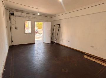 Local comercial de 2 ambientes, Salta · Local Comercial en Alquiler Sin Expensas– Pueyrredón Al 500, Salta – 80 m²