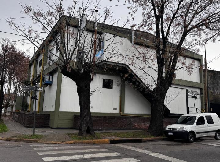 Depósito · 700m² · 2 Cocheras