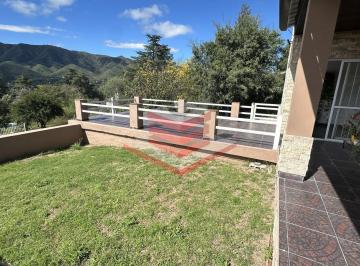 Casa · 140m² · 9 Ambientes · 1 Cochera · Casa en Venta Bialet Masse con Vista a Las Sierras 3 Dorm. Vista Postal Ref 3093
