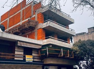 Departamento de 4 ambientes, Villa Luro · Villa Luro. Ercilla 5500.semi Piso 4 Amb. de Categoria con Balcon y Parrilla