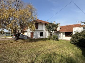 Casa de 5 ambientes, Mar del Plata · Constitucion - 5 Amb - Gge Vs Autos - 1 Dorm Pb