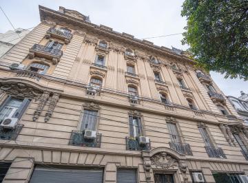 Oficina comercial · 76m² · 3 Ambientes · Amplio 3 Ambientes en Edificio Histórico | Apto Profesional y Vivienda
