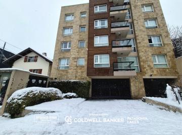 Departamento · 50m² · 3 Ambientes · 1 Cochera · Venta de Departamento Céntrico Sobre Av Belgrano - Bariloche
