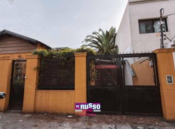 RUS-RUS-11289_2 · Venta de Casa de 3 Ambientes en Castelar Norte, Moron
