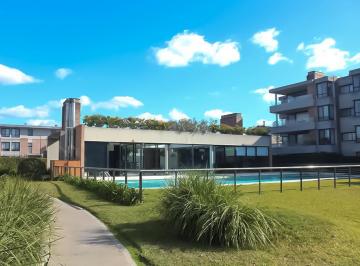 Departamento · 80m² · 3 Ambientes · 2 Cocheras · Lima 1050 Pasionaria San Isidro - Martinez - Departamento en Venta 2 Dorm. con Jardín