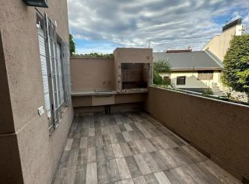 PH · 98m² · 4 Ambientes · PH en Barrio River